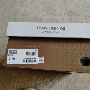 Giani Bernini Memory Foam Claraal Nude Heels Size 7 M - NEVER WORN!
